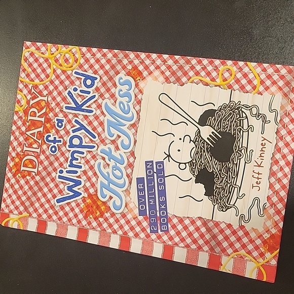 EUC Diary Of A Wimpy Kid Books X 12 - Picture 2 of 3